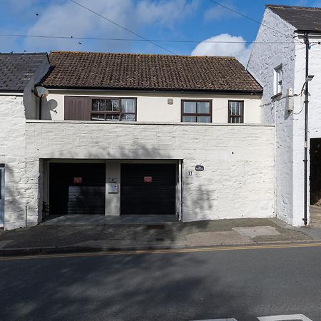 The Boathouse For Two, St Davids, Garage Parking Villa Exterior foto