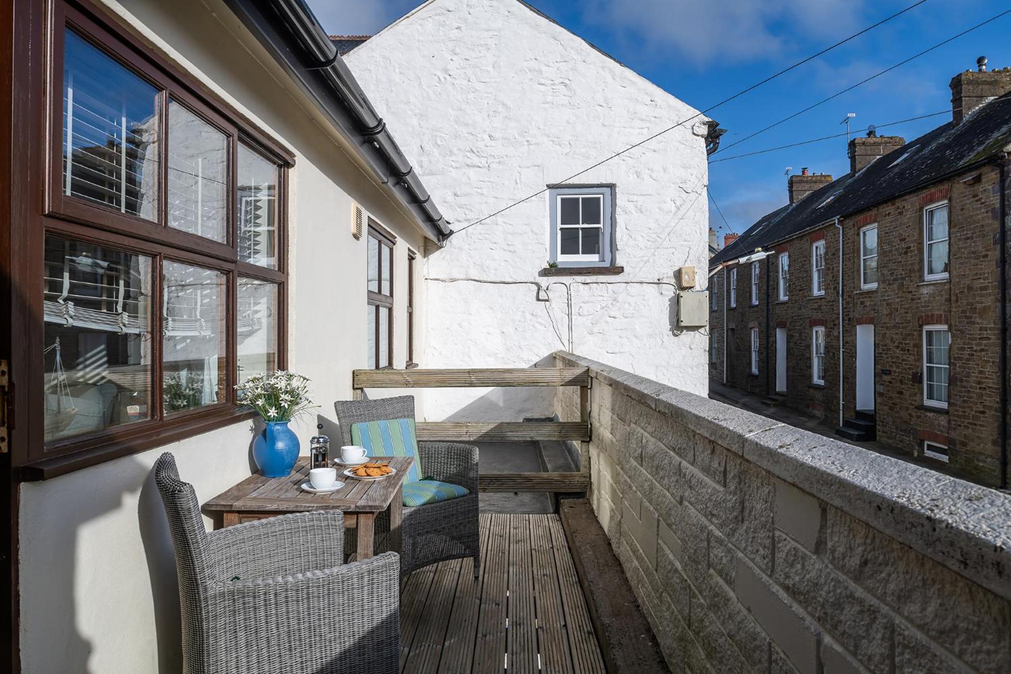 The Boathouse For Two, St Davids, Garage Parking Villa Exterior foto